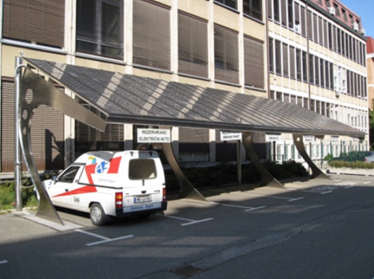 3-1.jpg#asset:1635